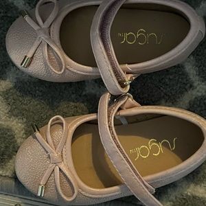 Baby girls size 5 dress shoes